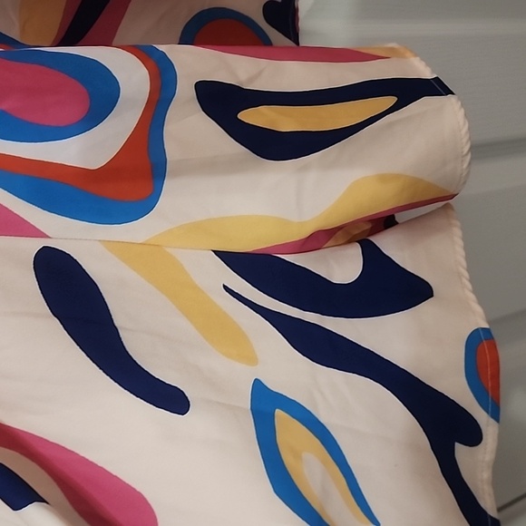 Every Rose Jumper - Picture 3 of 8